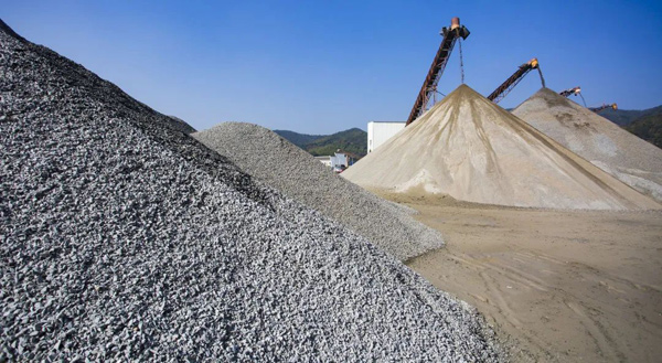 建一個(gè)砂石廠投資有哪些？唐山金路為您解答